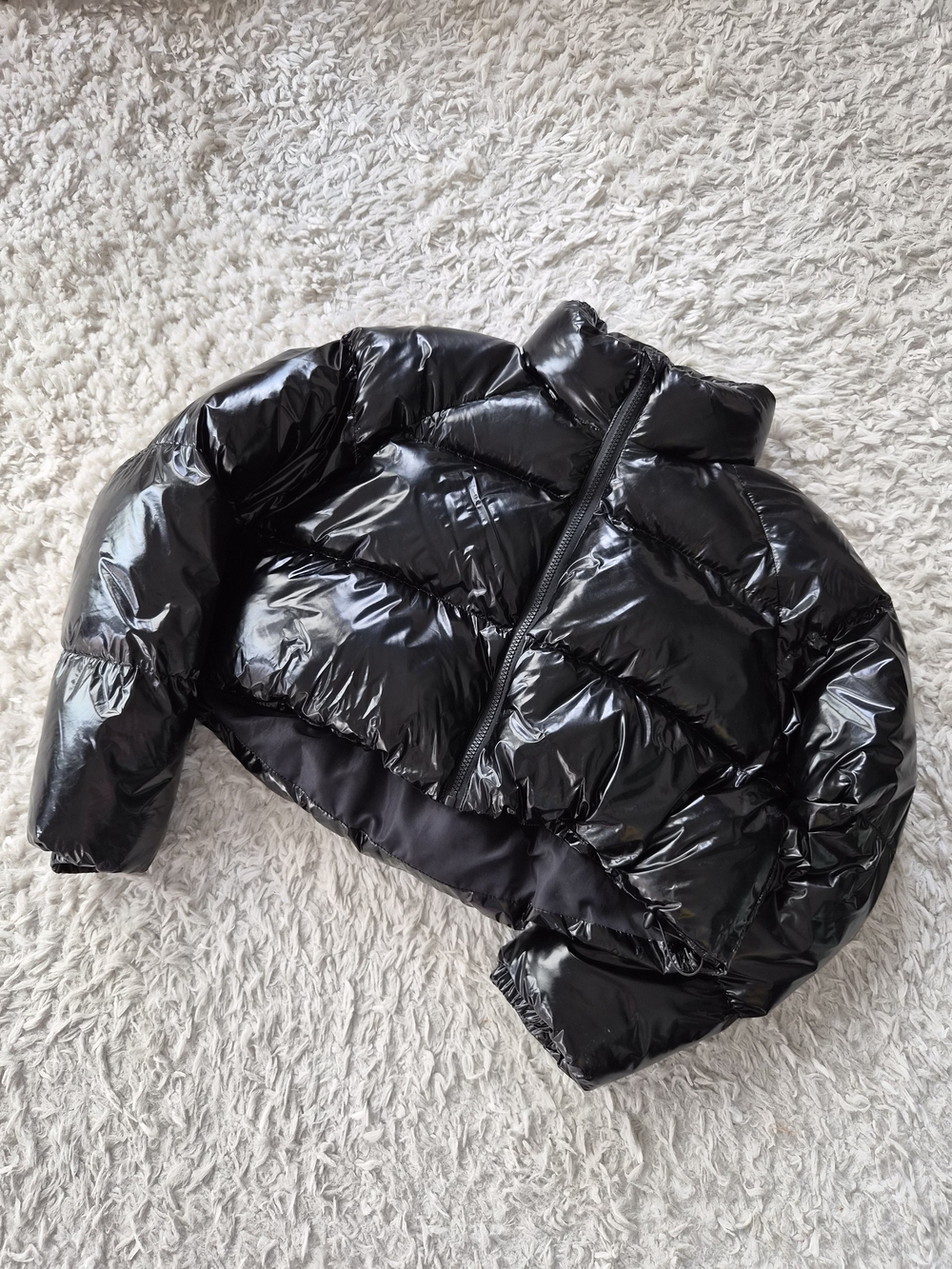 Forever 21 Shiny Black Cropped Puffer Jacket XS